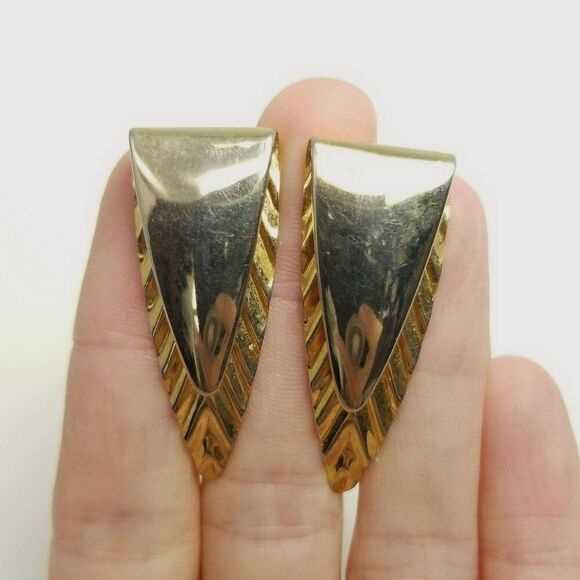 Vintage Gold Tone Triangle Shape Clip On Earrings, 80s 90s Style, Retro Estate - Picture 6 of 6